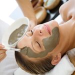 woman-getting-mud-mask-at-spa-horiz