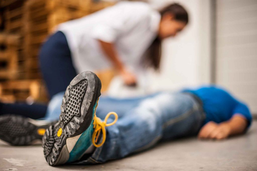What To Do When Someone Faints