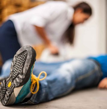 What To Do When Someone Faints